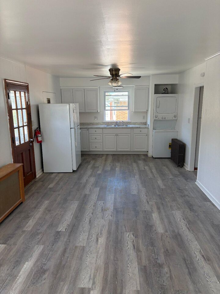 Property Photo: 500 S East Avenue B NJ 08360