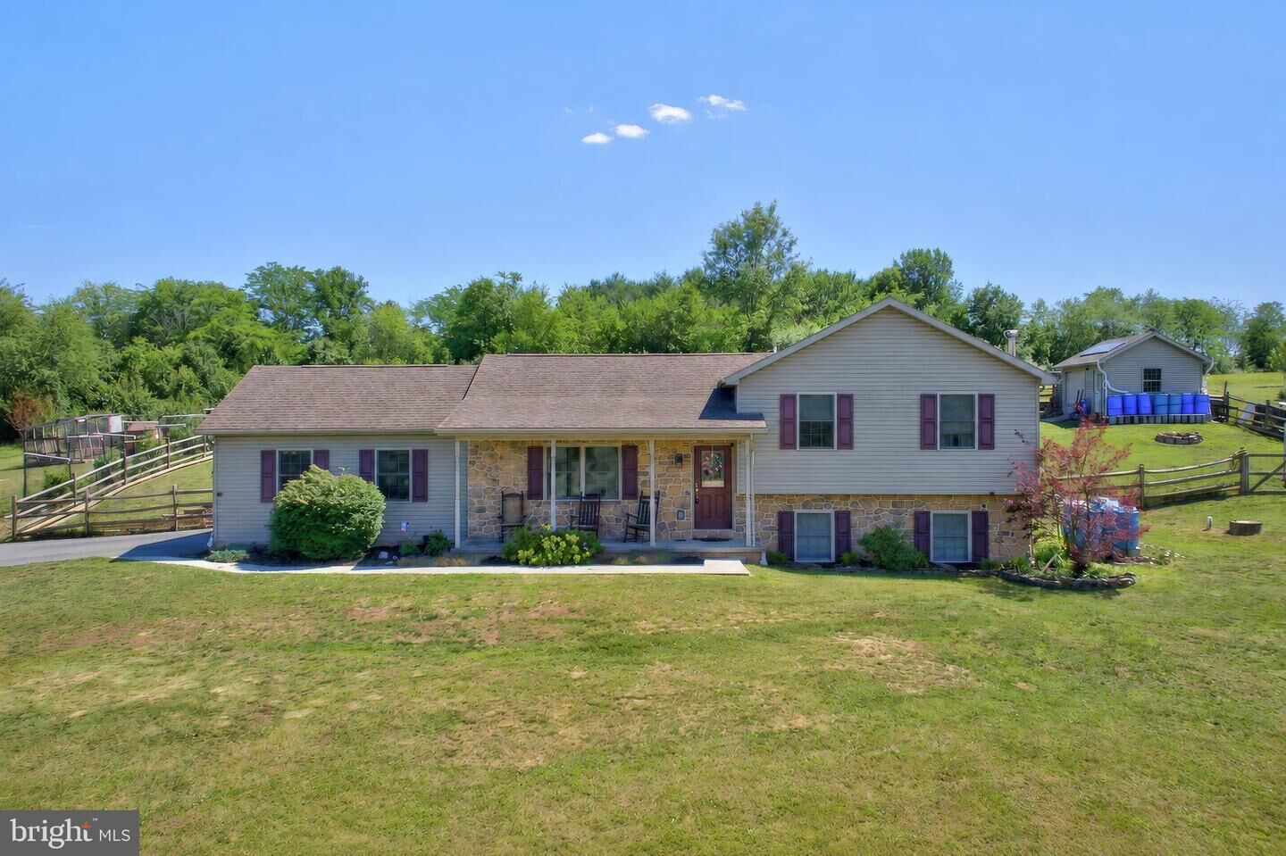 Property Photo:  225 N Grant Road  PA 17364 