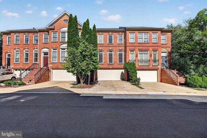 Property Photo: 13315 Sunny Brooke Place MD 20854