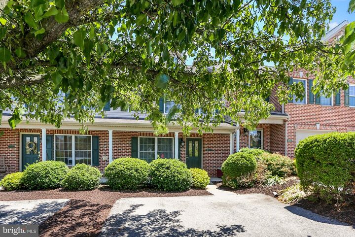 Property Photo:  109 Brynfield Way  PA 17112 