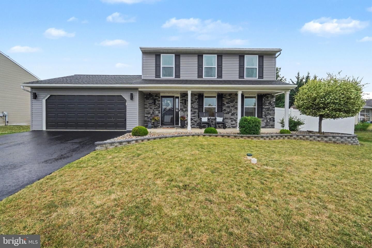 Property Photo: 223 Edgemont Ln PA 17073