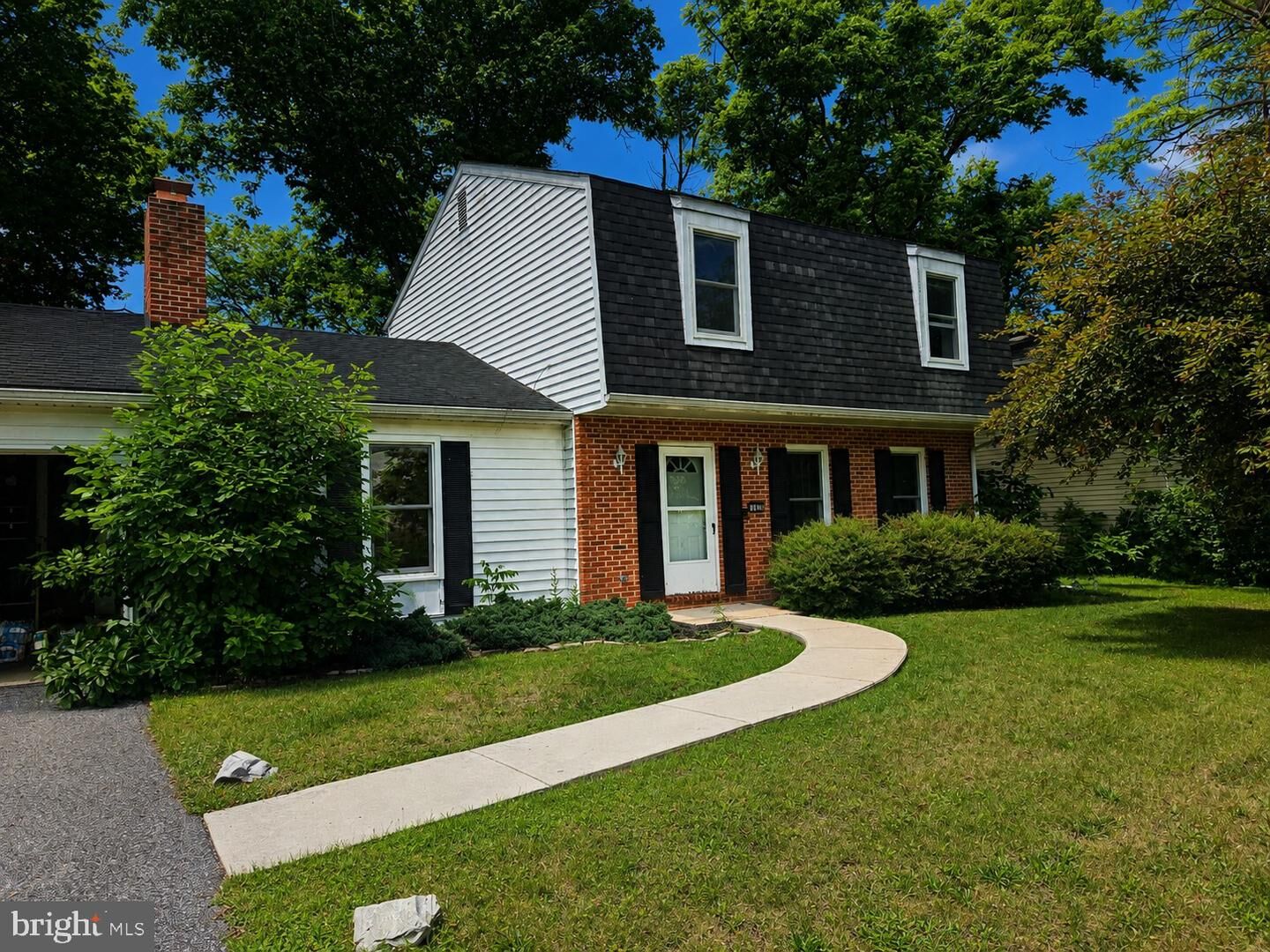 Property Photo: 1886 Mary Lane PA 17013