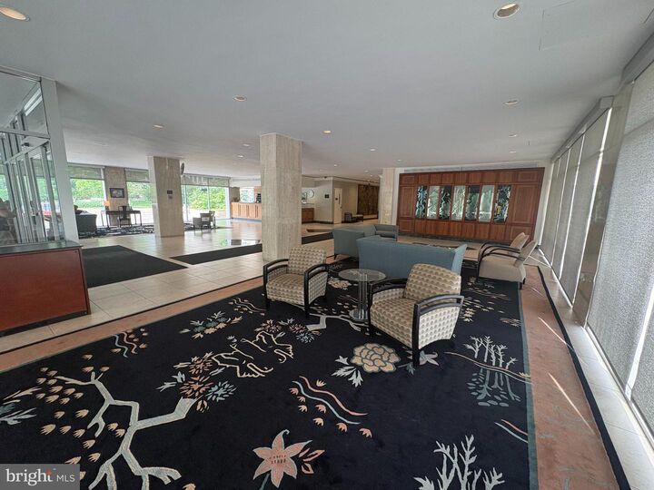 Property Photo: 10401 Grosvenor Place 817 MD 20852