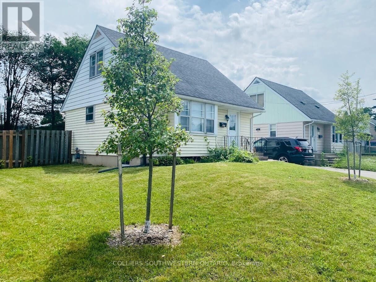 Property Photo:  1237 Landor Street  ON N5Y 3W2 