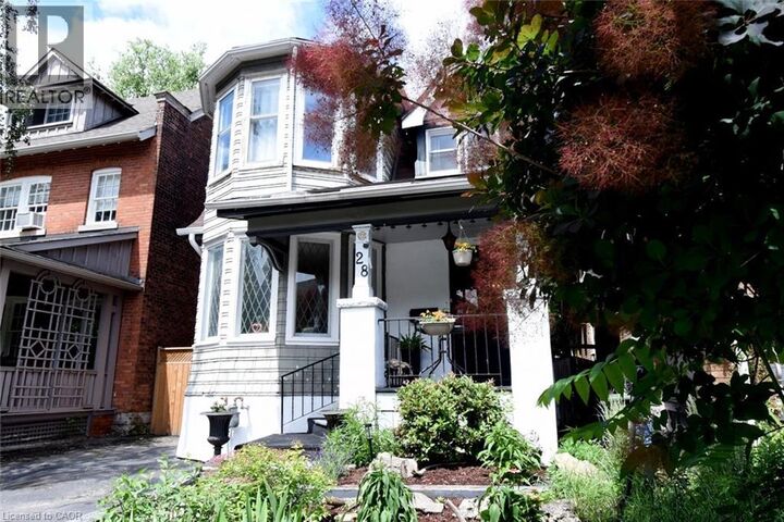 Property Photo:  28 St Clair Avenue  ON L8M 2N3 