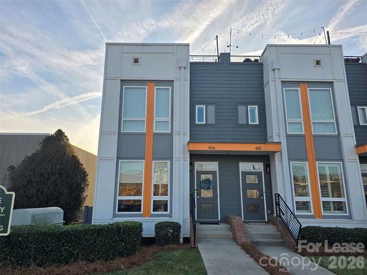 Property Photo: 406 Southend Crossing Lane NC 28203