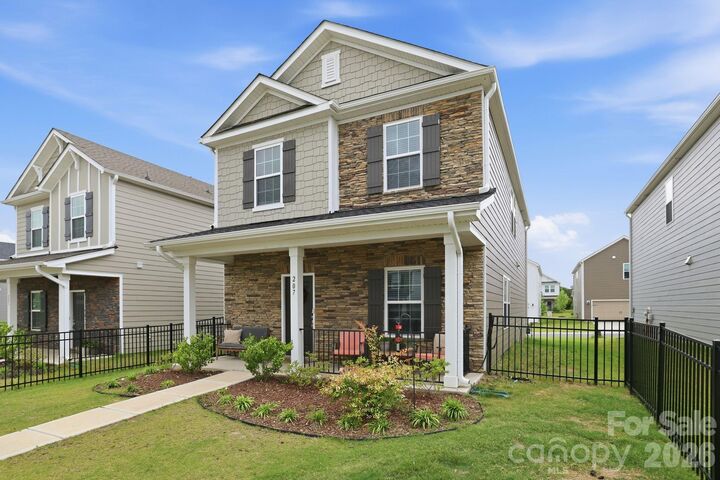 Property Photo:  207 Orson Oaks Lane  NC 28134 