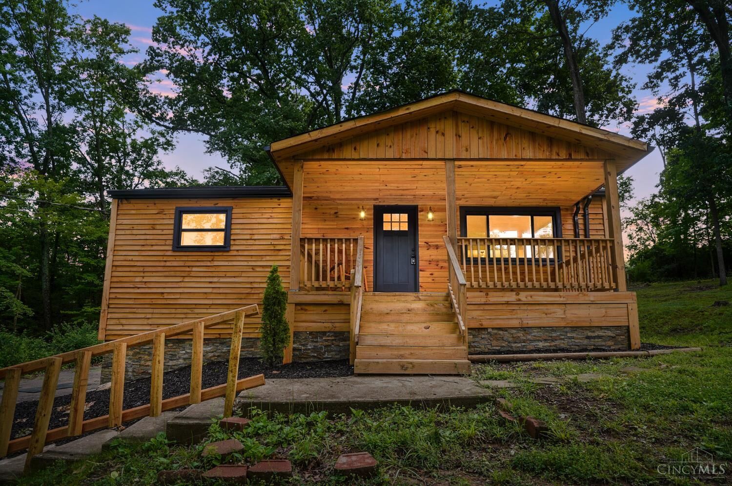 Property Photo: 5622 Reemelin Road OH 45248