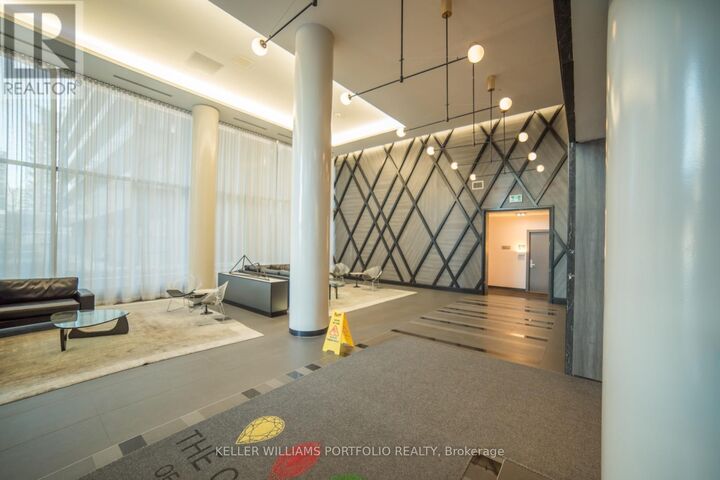 Property Photo:  52 Forest Manor Road 626  ON M2J 0E2 
