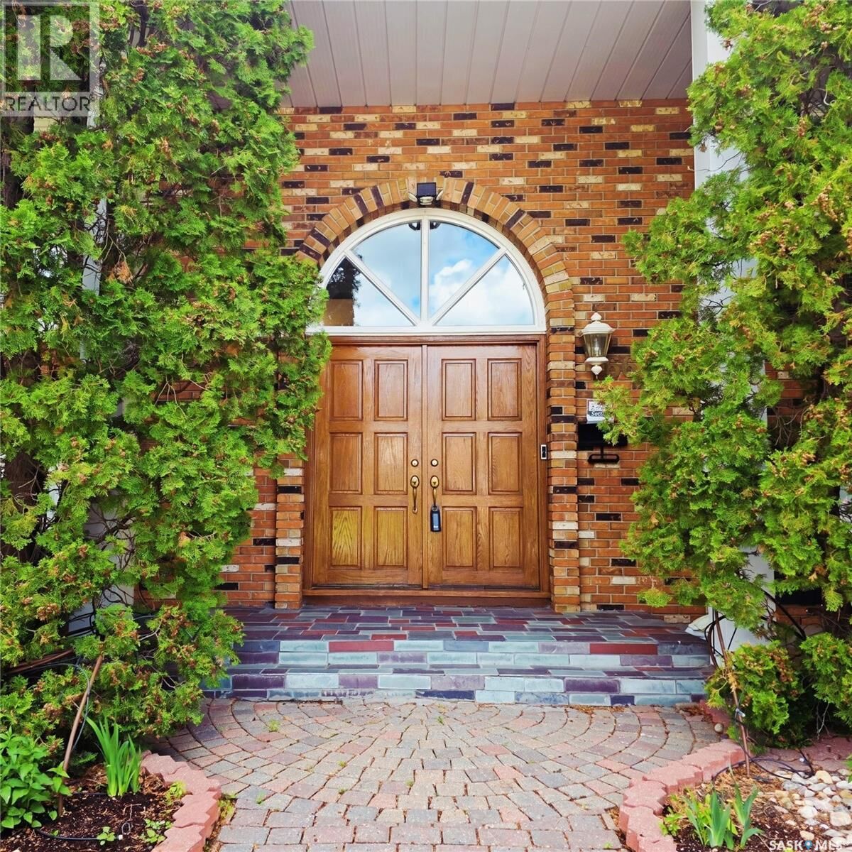 Property Photo:  66 Leslie Place  SK S4S 6R2 
