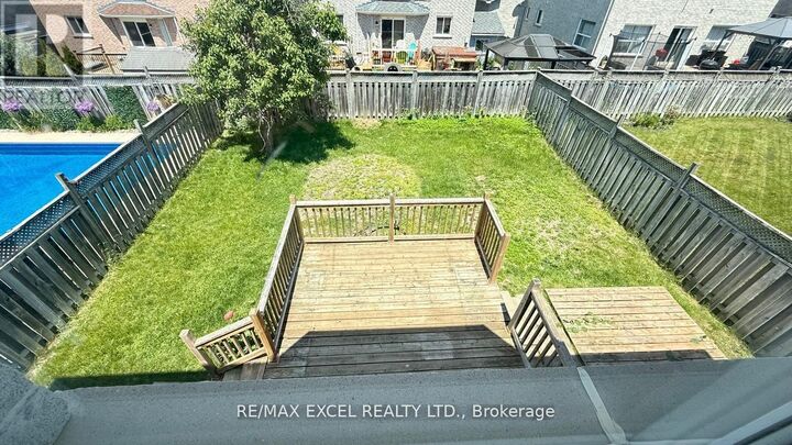 Property Photo:  38 Shaina Court  ON L4N 9S7 