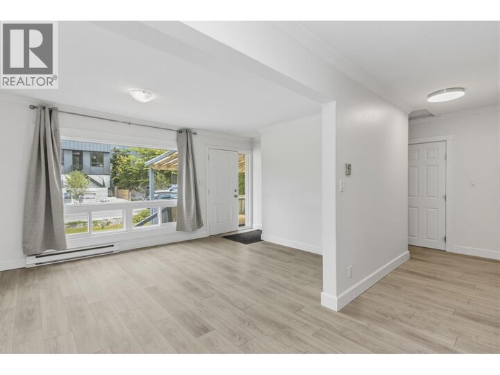 Property Photo:  37937 Fourth Avenue  BC V8B 0P7 