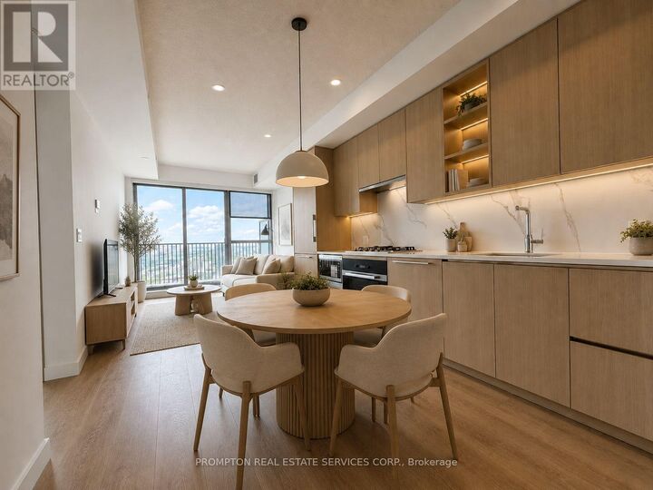 Property Photo: 18 Esther Shiner Boulevard 3006 ON M2K 0J7