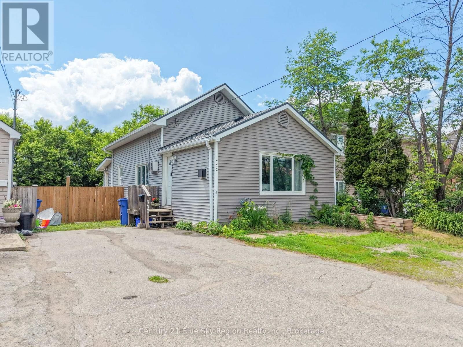 Property Photo: 773 Worthington Street East ON P1B 1J1