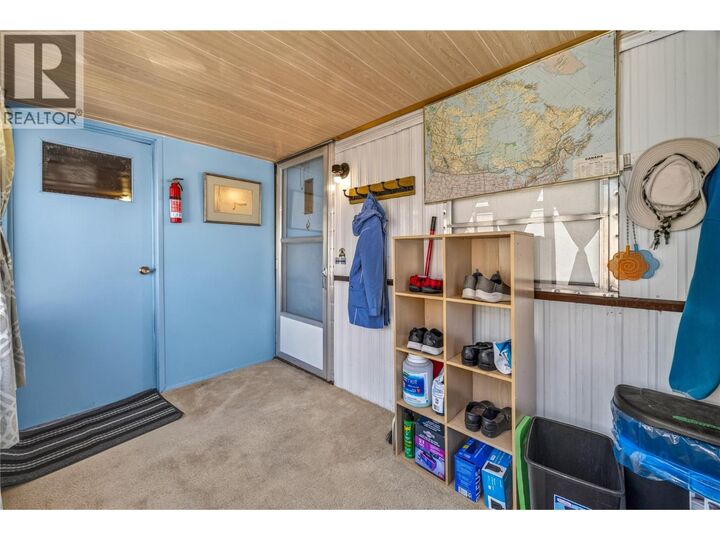 Property Photo:  197 Dauphin Avenue 32  BC V2A 3S3 