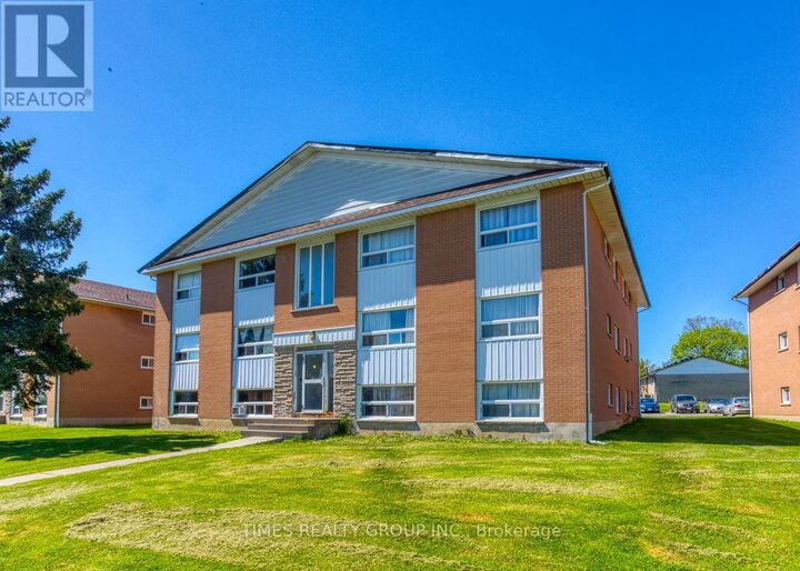 Property Photo:  1 Keitha Drive #2  ON K7N 1B7 