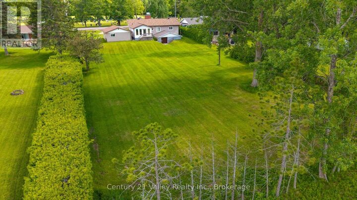 Property Photo:  32 Foymount Road  ON K0J 1T0 