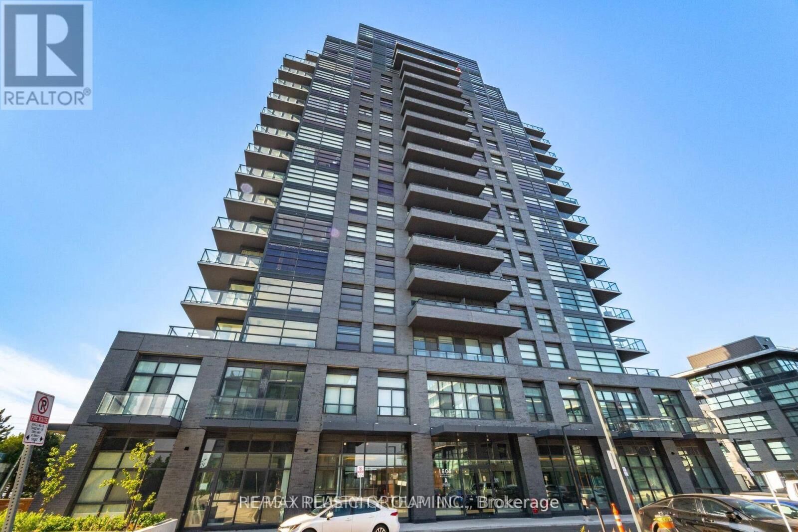 Property Photo: 1604 Charles Street 412 ON L1N 0P2