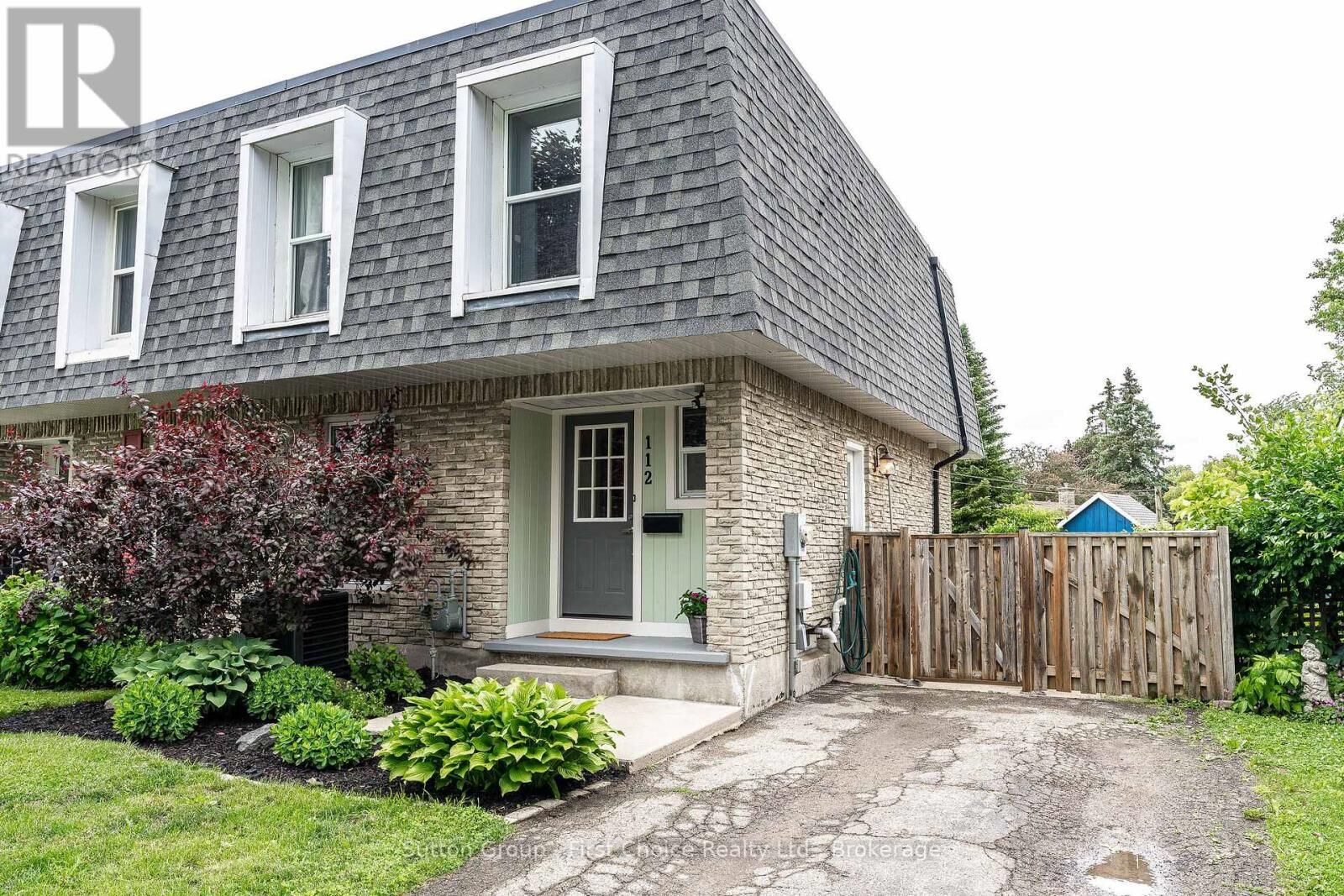 Property Photo:  112 Kathryn Crescent  ON N5A 2Y7 