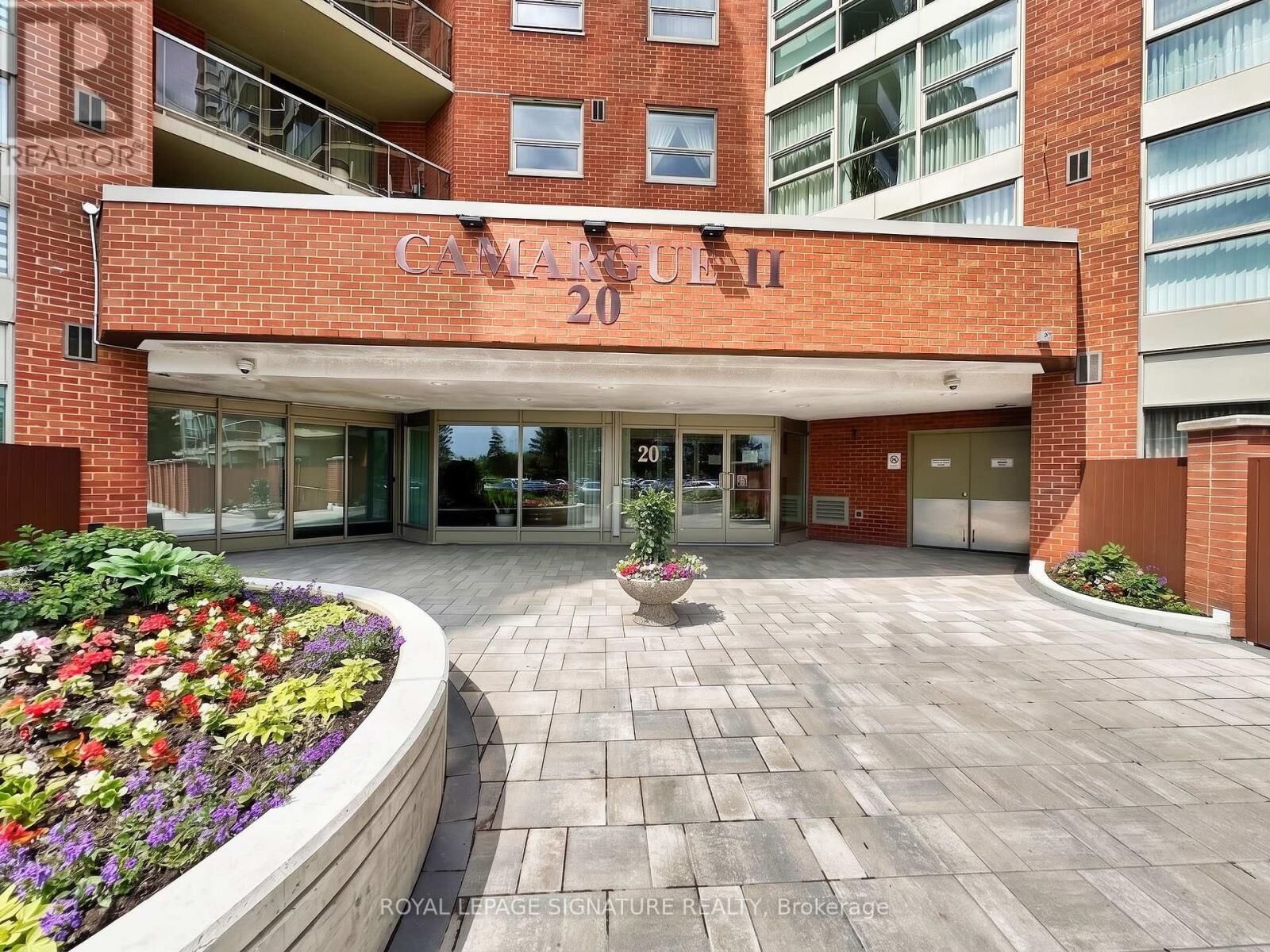 Property Photo:  20 Dean Park Road 1103  ON M1B 3G9 