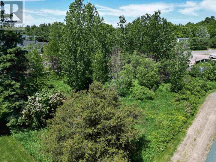 Property Photo:  256 Woodward Ave  ON P0R 1B0 