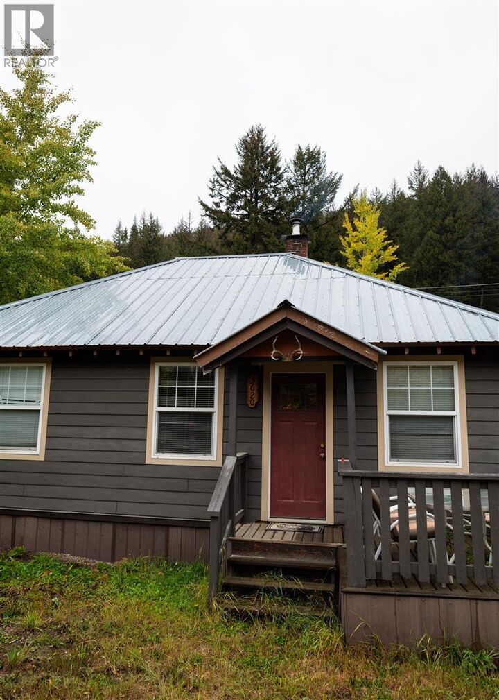 Property Photo: 3620 Pioneer Road BC V0K 1P0