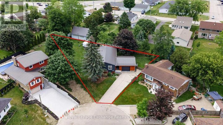Property Photo: 500 Walkers Circle ON N2Z 2G2