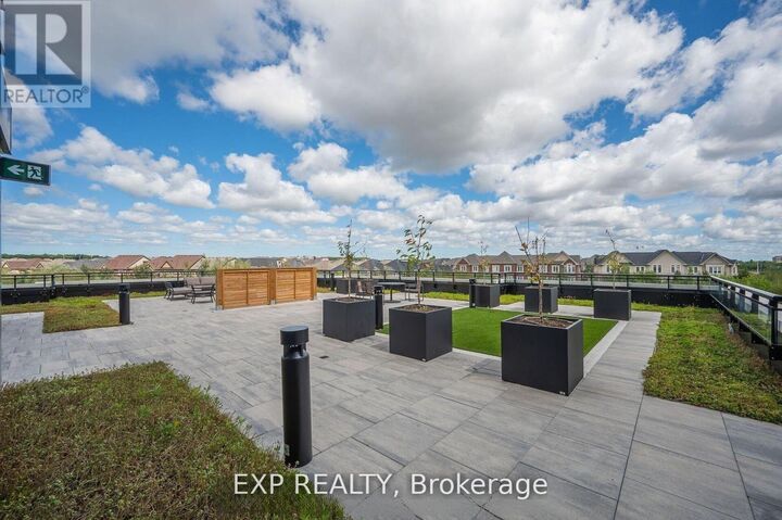 Property Photo:  395 Dundas Street West 525  ON L6M 5R8 