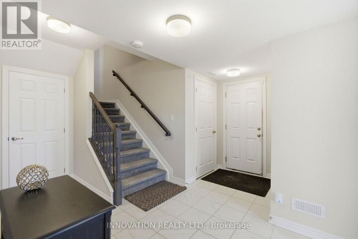 Property Photo:  120 Kyanite Lane  ON K2J 7B5 