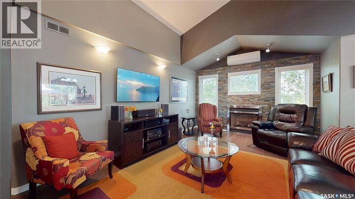 Property Photo:  1347 Hleck Place N  SK S4X 4R2 