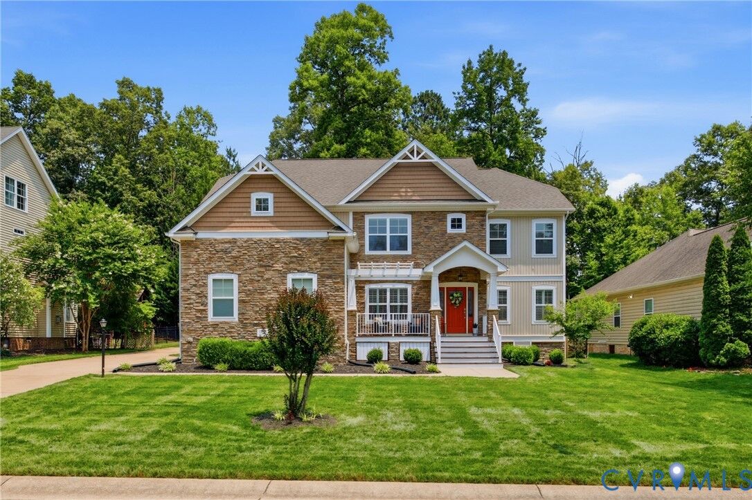 Property Photo: 7551 English Boxwood Lane VA 23141