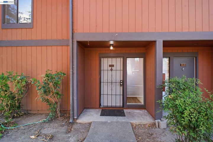 Property Photo:  38623 Cherry Ln 152  CA 94536 