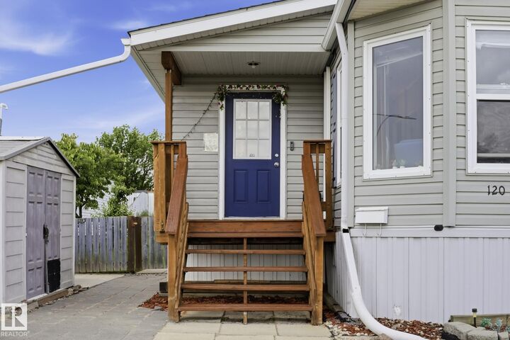 Property Photo: 120 Springfield Crescent AB T7X 3H8