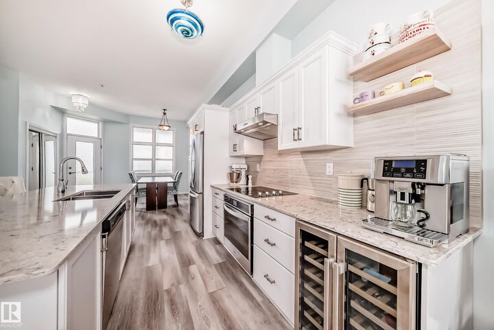 Property Photo:  9507 101 Avenue NW 414  AB T5H 4R6 