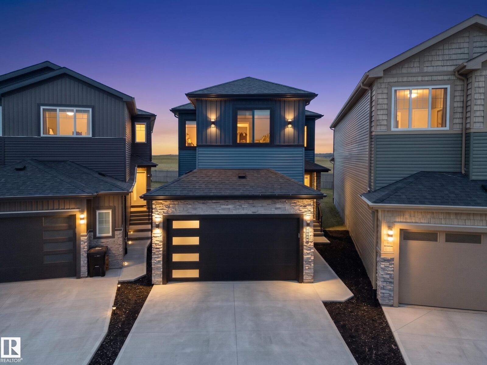 Property Photo: 22803 80 Avenue NW AB T5T 7X8