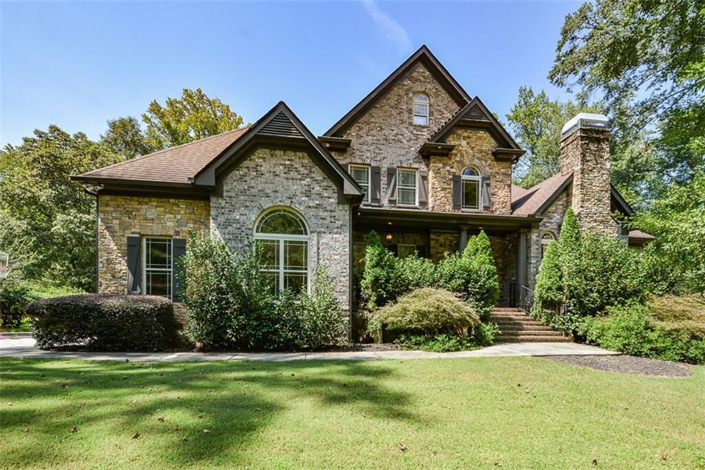 Property Photo:  2210 Spalding Drive  GA 30350 