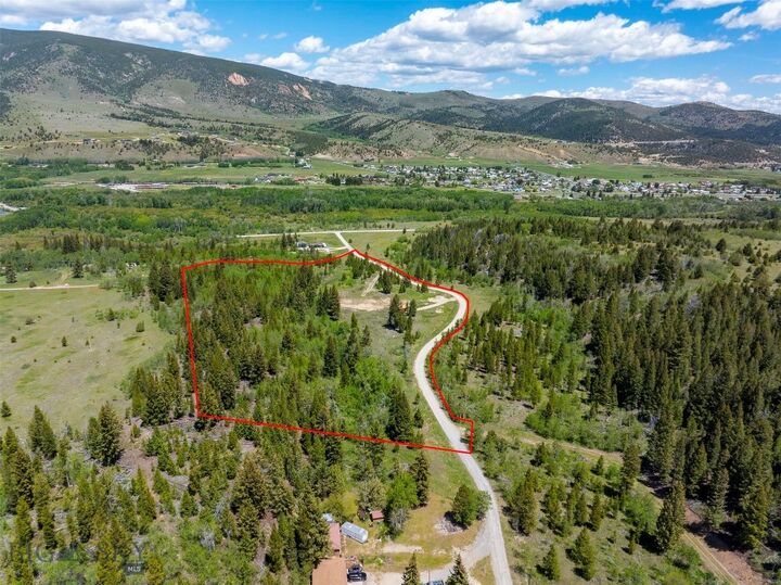 Property Photo: 168 Ravndal Road MT 59711