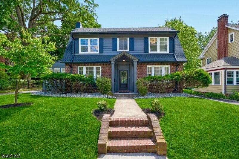 Property Photo:  400 Irving Ave  NJ 07079 