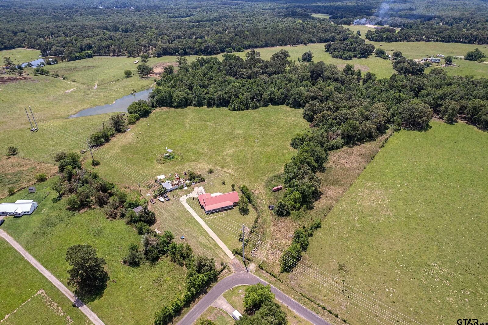 Property Photo: 432 County Road 3204 TX 75783