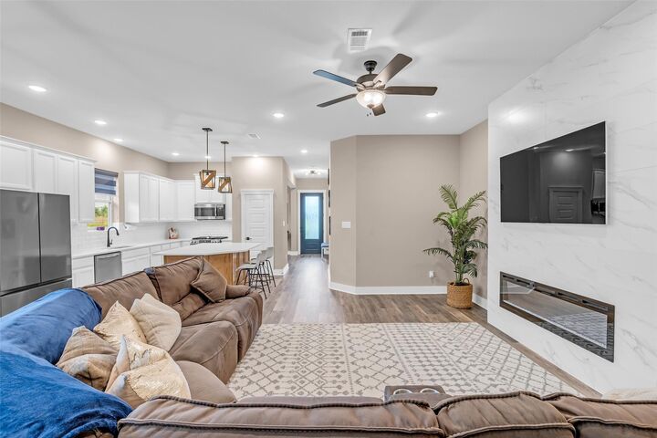 Property Photo:  18635 Adventurous Way  TX 77433 
