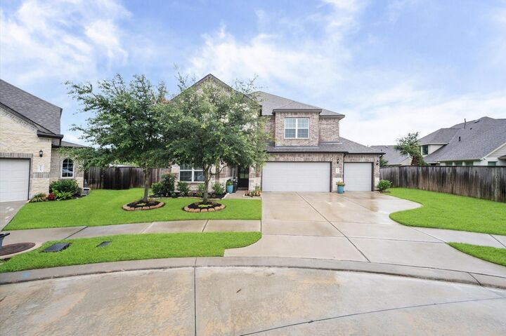 Property Photo: 410 Noble Cypress Lane TX 77469