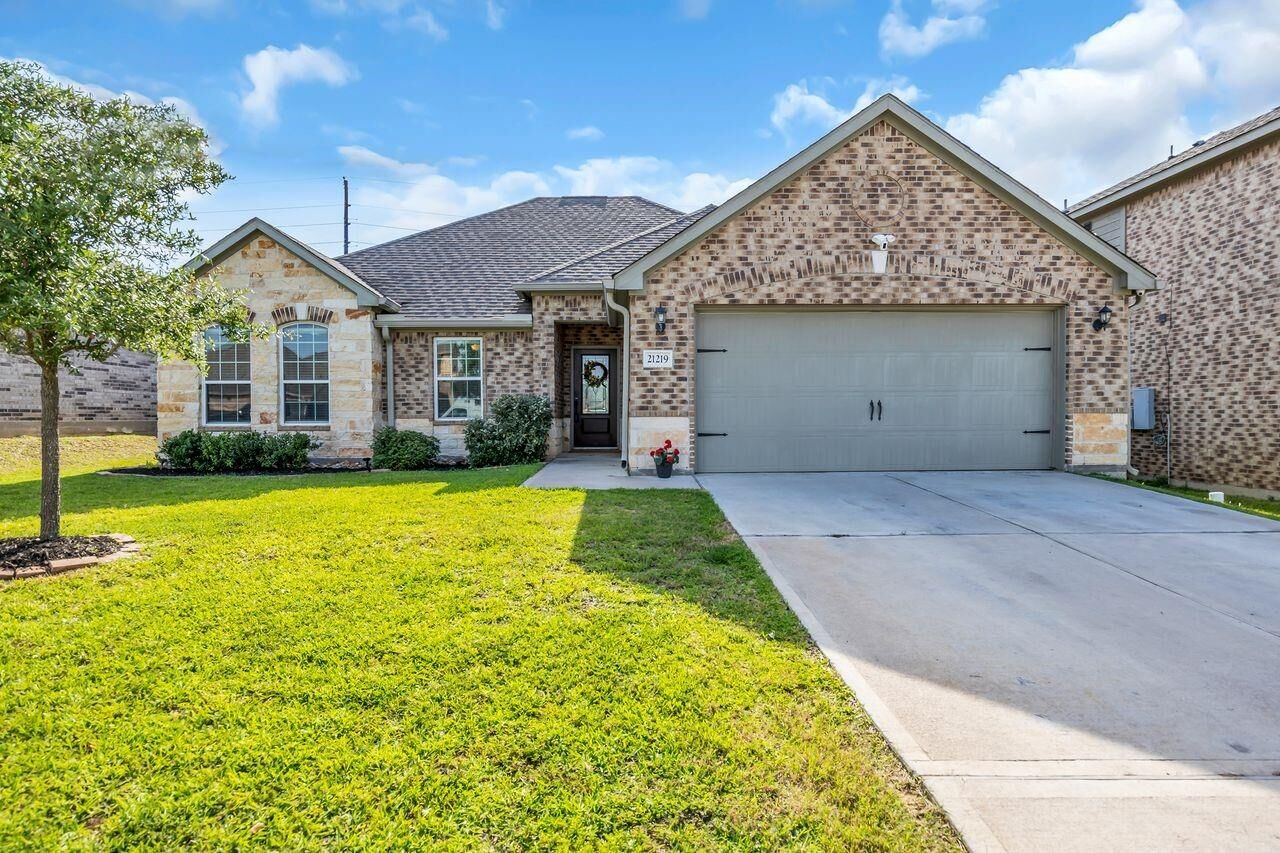 Property Photo: 21219 Solstice Point Drive TX 77447