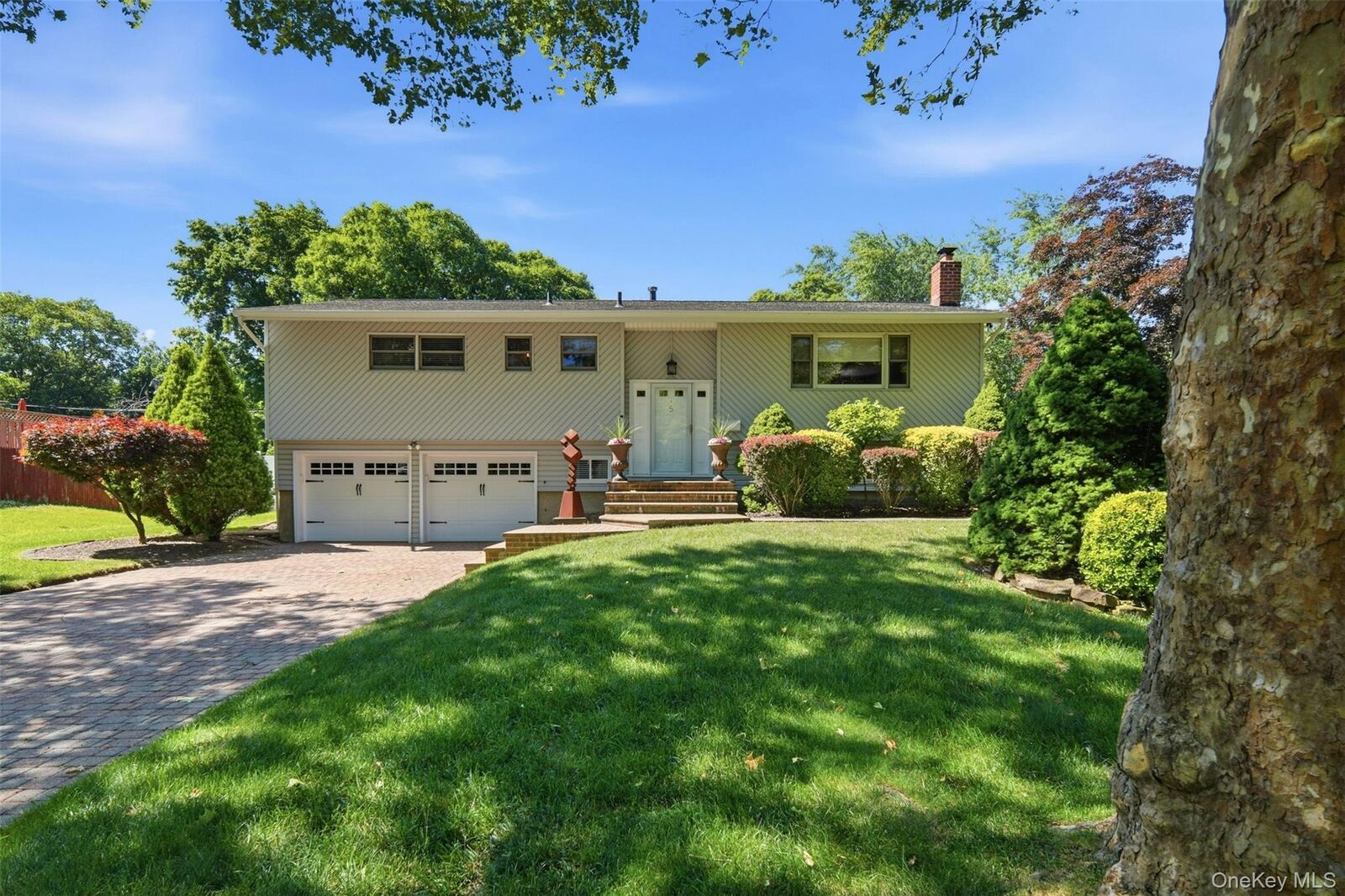 Property Photo: 5 Pine Hill Lane NY 11746