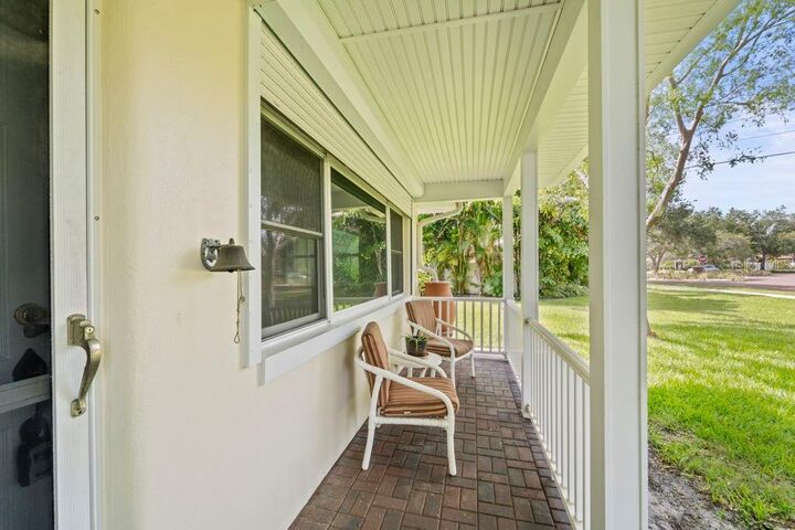 Property Photo: 725 61st Street N FL 33710
