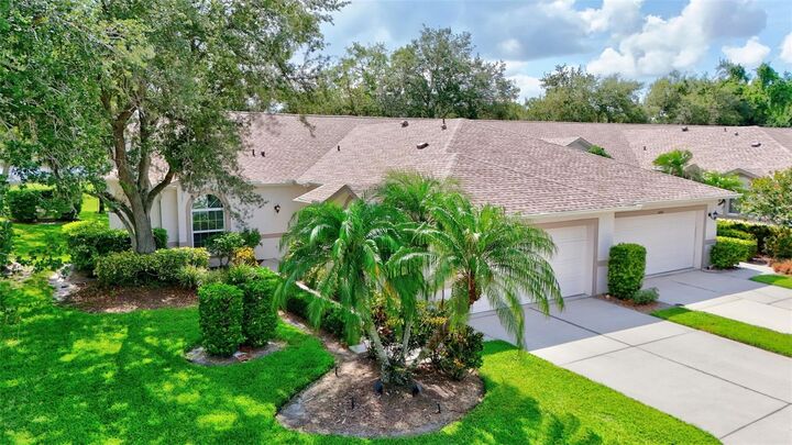 Property Photo: 6314 Stone River Road FL 34203