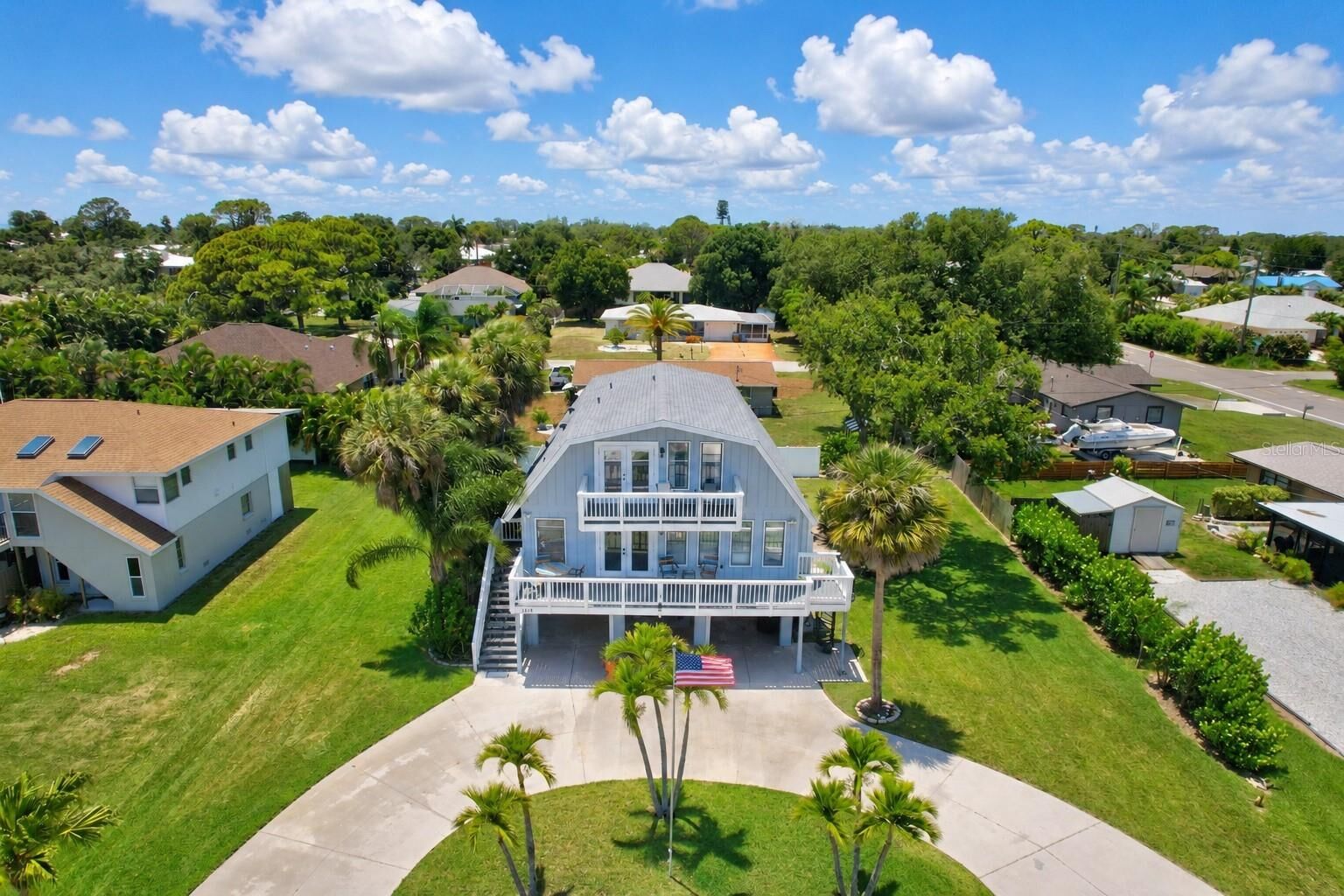 Property Photo:  1194 Linden Road  FL 34293 