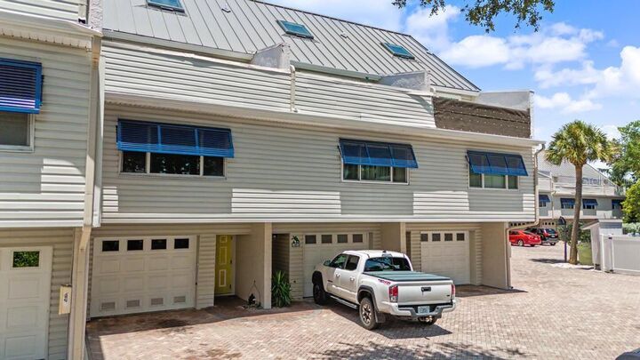 Property Photo:  1375 Pinellas Bayway 30  FL 33715 