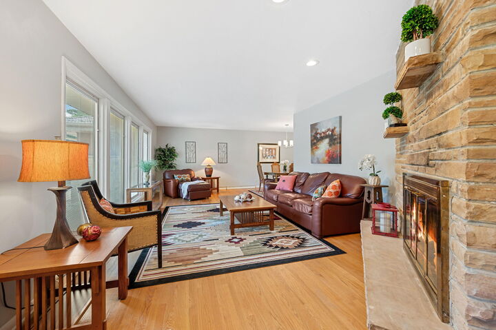 Property Photo: 1603 W Zedler Ln WI 53092