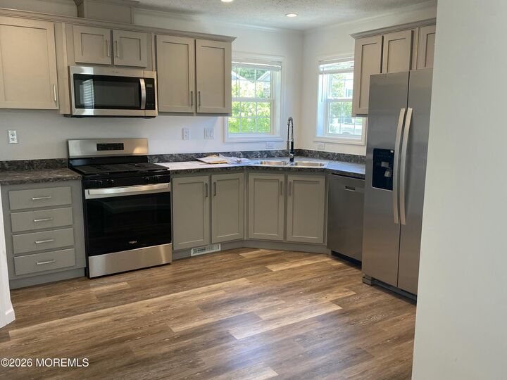 Property Photo:  17 Maple Tree Court  NJ 08050 
