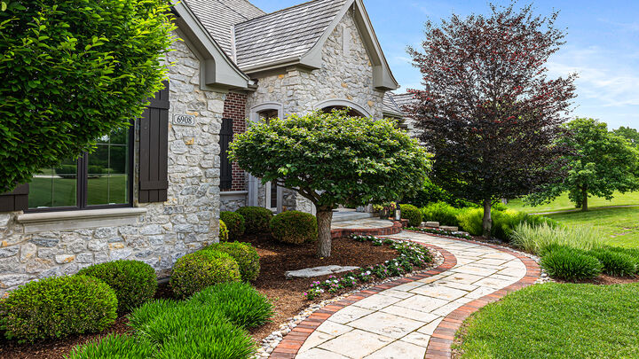 Property Photo:  6908 Wildspring Lane  IL 60047 